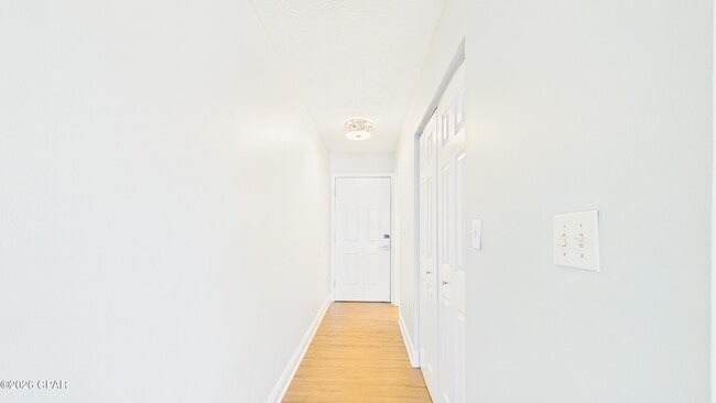 Building Photo - 301 Lullwater Dr