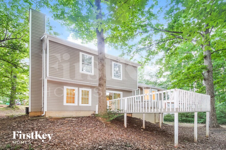 Building Photo - 5456 Fox Haven Trail