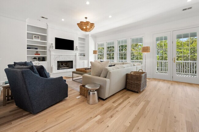 Building Photo - 3167 Luvan Blvd