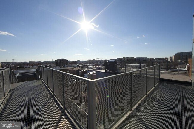 Building Photo - 2250 11th St NW