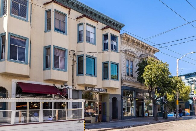 Primary Photo - 1925 Fillmore St