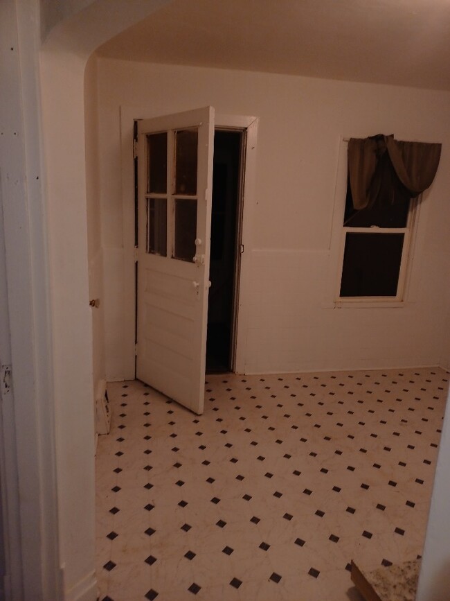 Kitchen Door Leading to Sunroom - 6165 Laura Ave