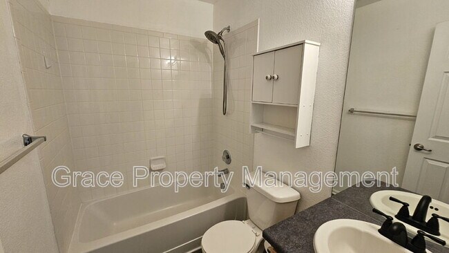 Building Photo - 13642 Garfield St
