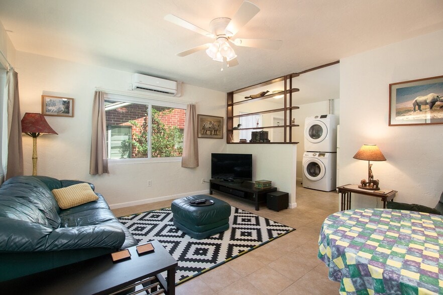 Building Photo - 111 NW 21st St