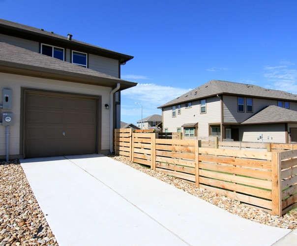 Building Photo - 708 Tinton Falls Ln