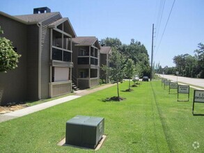 Building Photo - 1000 Gladstell St