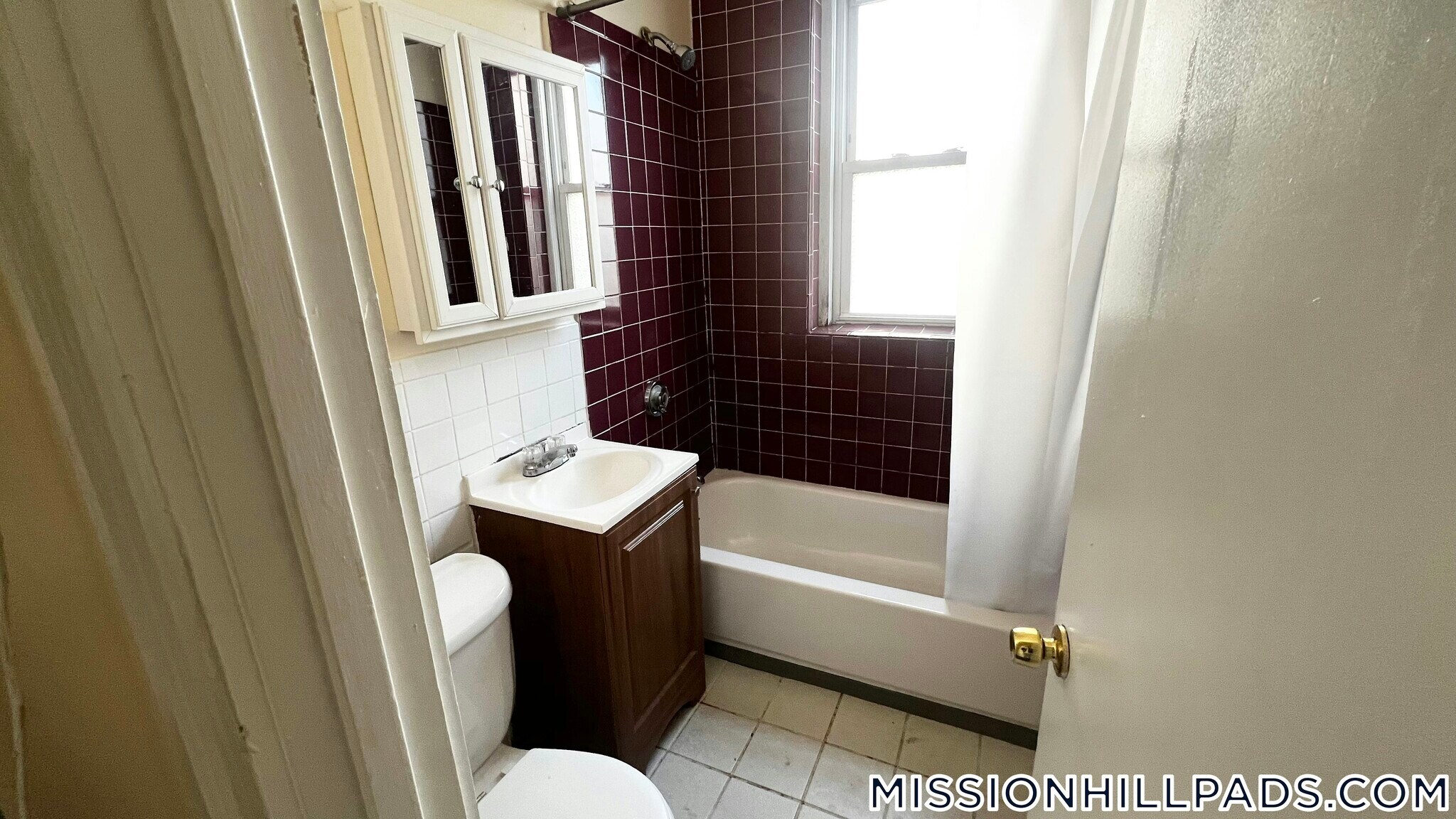 Building Photo - 883 Huntington Ave