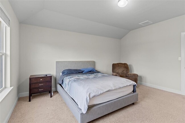 Building Photo - 113 Stone Crk Dr