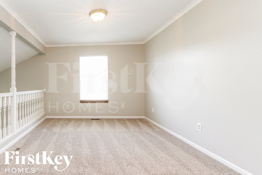 Building Photo - 4915 Aquaduct Dr