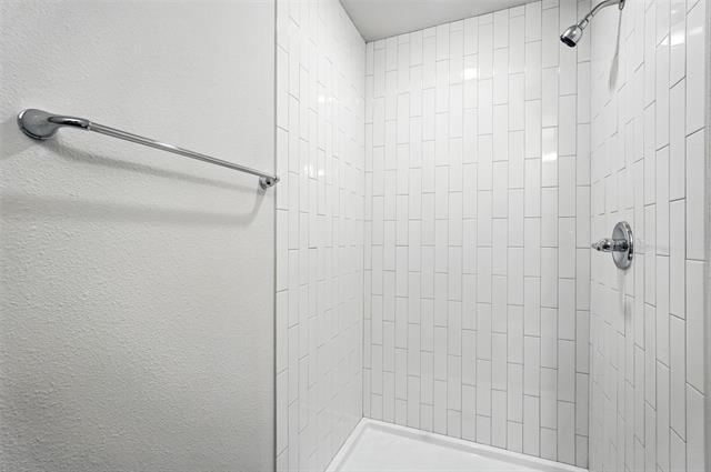 Building Photo - 4613 Tarry Dr