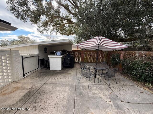 Building Photo - 7104 Catalonia Ave