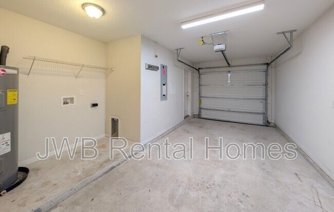 Building Photo - 8452 McGirts Village Ln