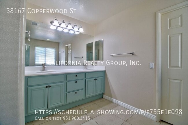 Building Photo - 38167 Copperwood St