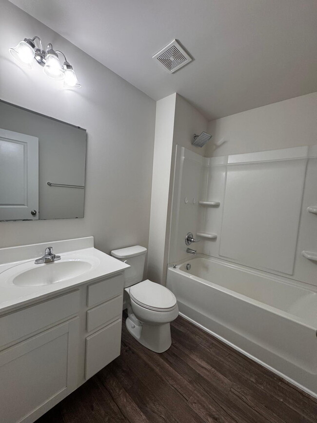 Building Photo - Beautiful 4-Bed, 2.5-Bath Home in Lyman – ...