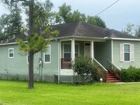 Building Photo - 2909 H Ave