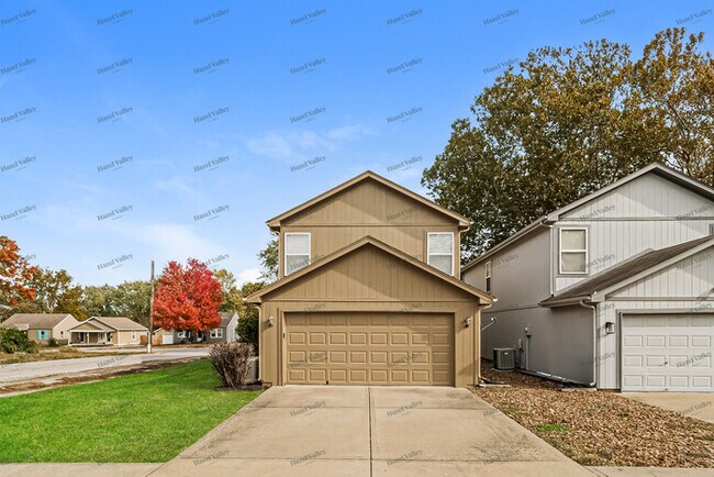 Building Photo - 517 SW 15 St