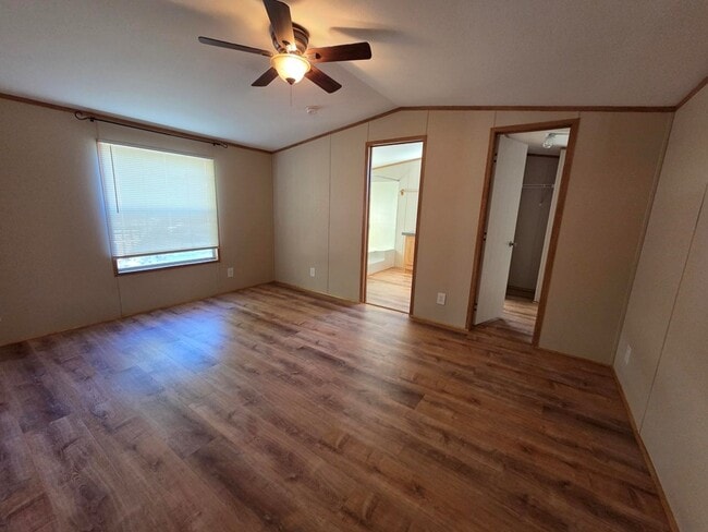 Building Photo - 169 Fort Worth St