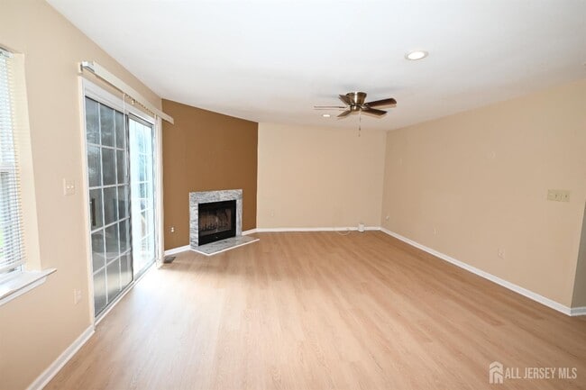 Building Photo - 34 Nostrand Rd