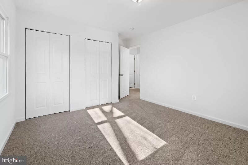 Building Photo - 1314 Hallock Dr