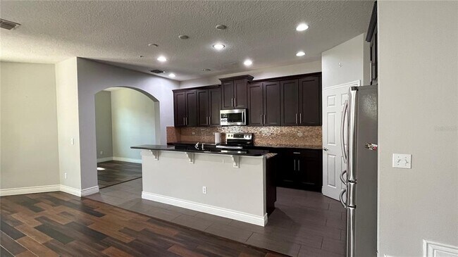 Building Photo - 6031 Roseate Spoonbill Dr