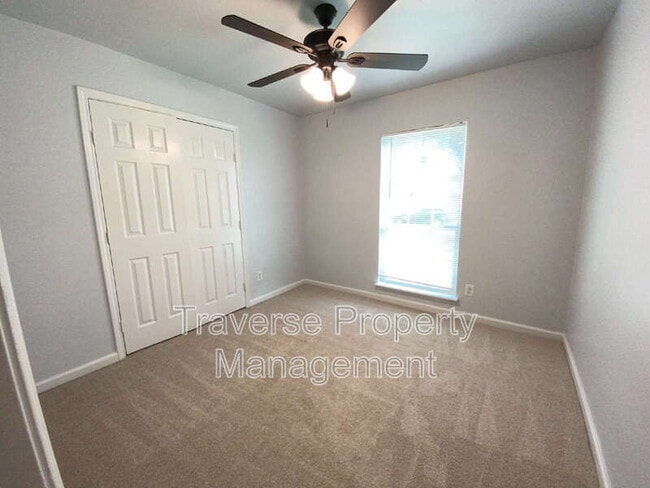 Building Photo - 7414 Emory Oak Ln