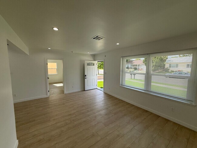 Building Photo - Bassestt Properties
