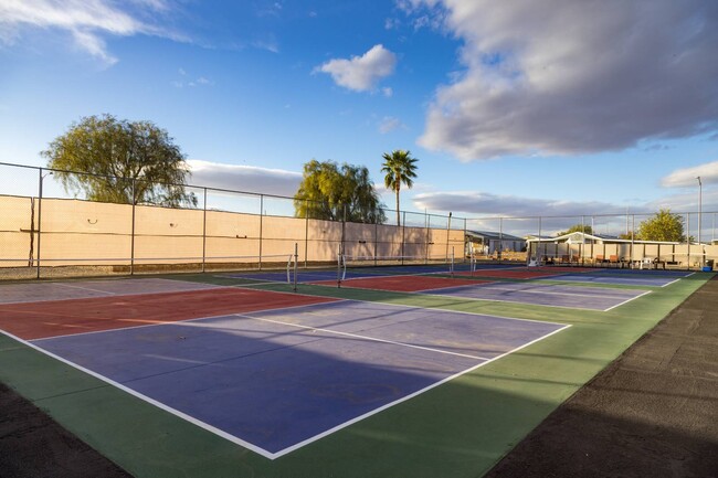 Building Photo - 9351 E 28th St