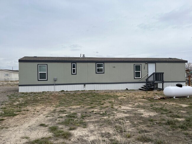 Primary Photo - Cute 2 bedroom/1 bath singlewide mobile ho...