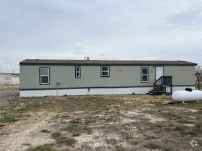 Building Photo - Cute 2 bedroom/1 bath singlewide mobile ho...