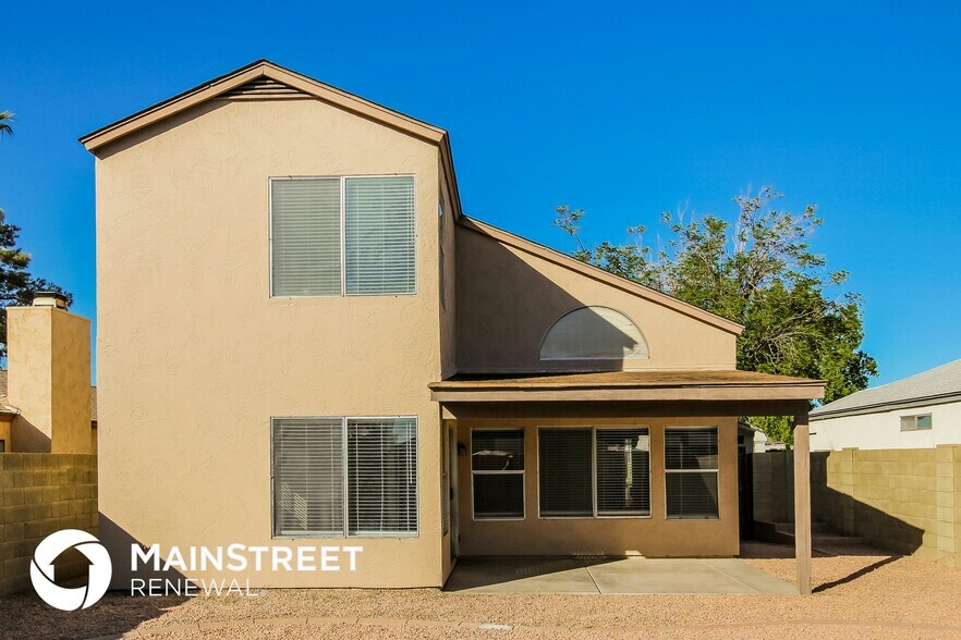 Building Photo - 4033 W Camino Vivaz