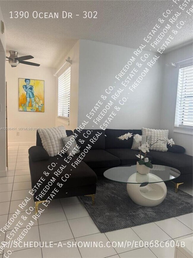 Building Photo - 1390 Ocean Dr