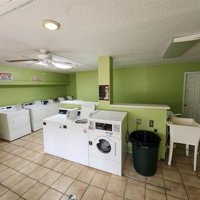 Building Photo - Waterside Community Condo – Steps from Sce...