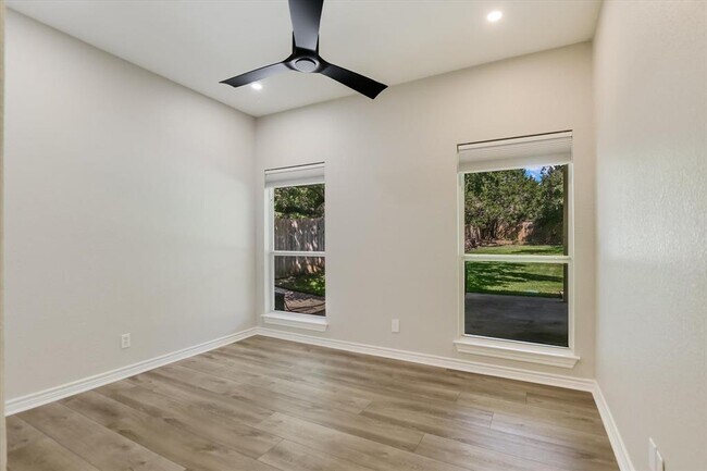 Building Photo - 408 Cargill Dr