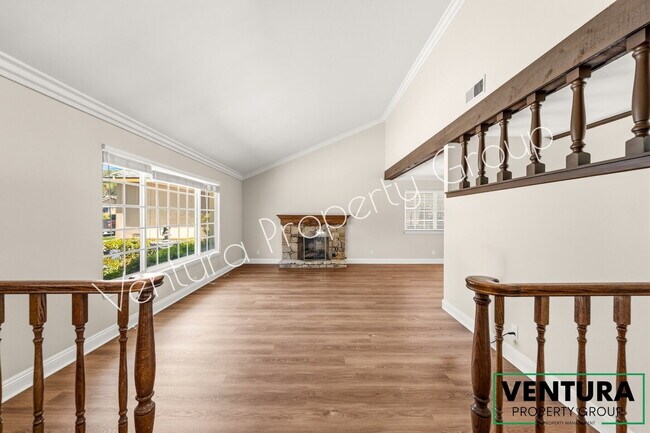 Building Photo - Charming 3-Bedroom 2 Bath Home with Spacious 1826 Sq. Ft. Layout in the East Simi Valley!