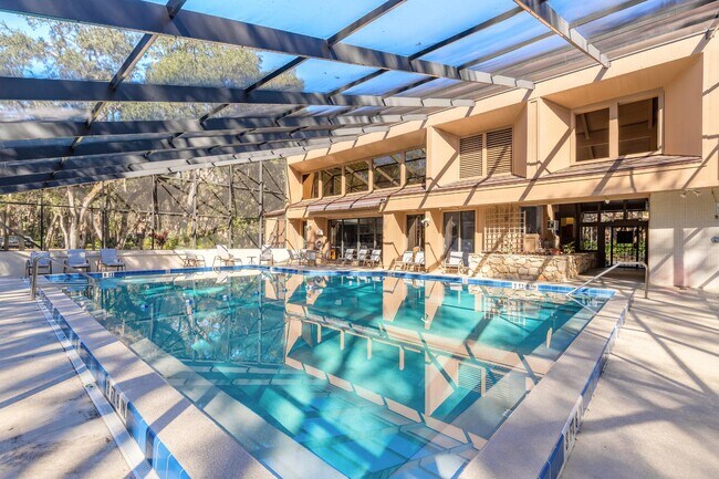 Building Photo - 24 Pinehurst Pl