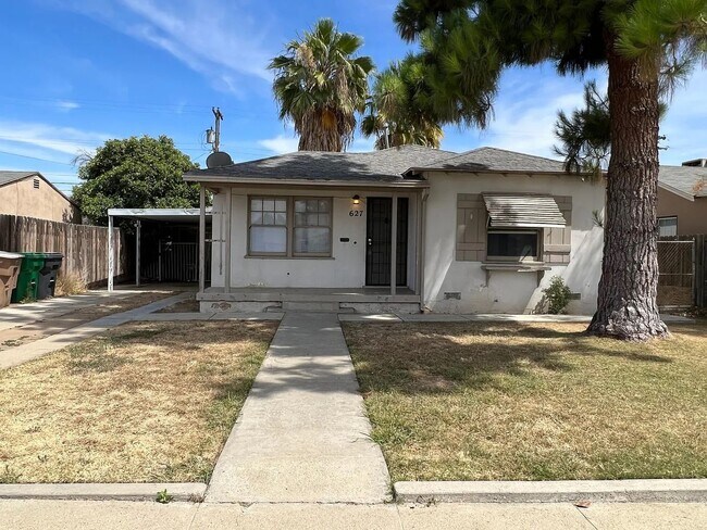 Building Photo - 627 Arvin St