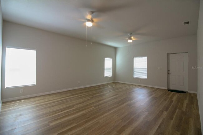 Building Photo - 1510 Las Villas Blvd