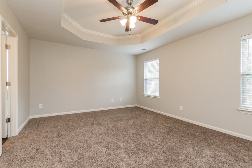 Building Photo - 3375 Ivey Ridge Rd NE