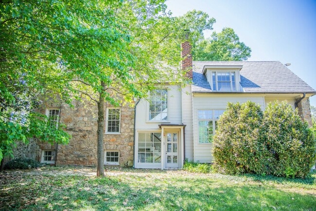 Building Photo - Historic Home Available at Foxhaven Farm