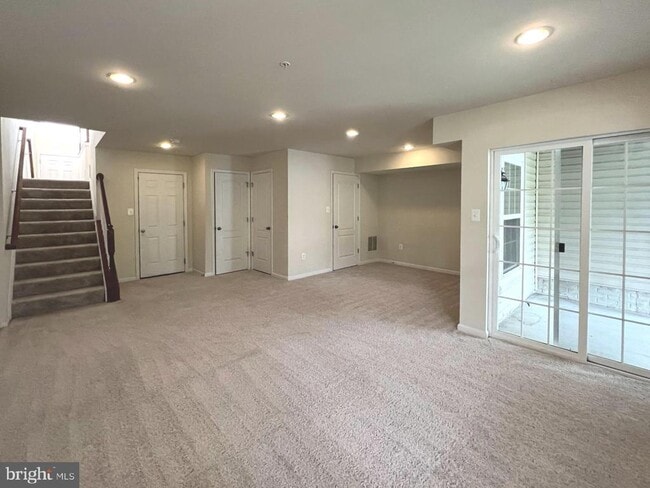 Building Photo - 1009 Red Clover Rd