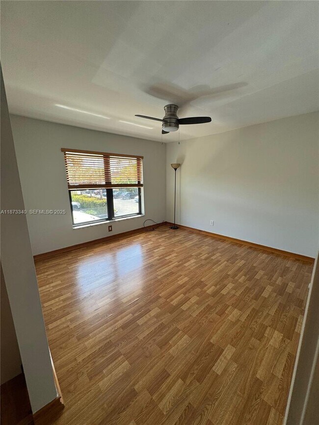 Building Photo - 2777 NE 165th Terrace