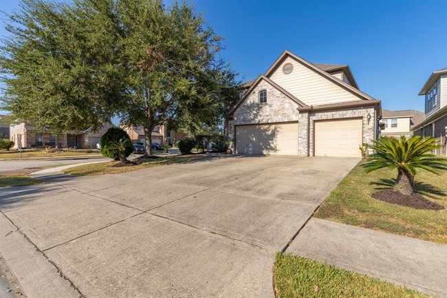 Building Photo - 20714 Dappled Ridge Way