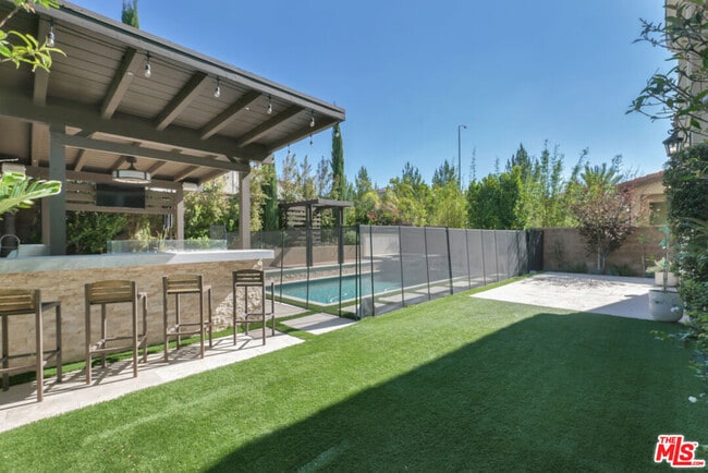 Building Photo - 20559 Wood Rose Ct