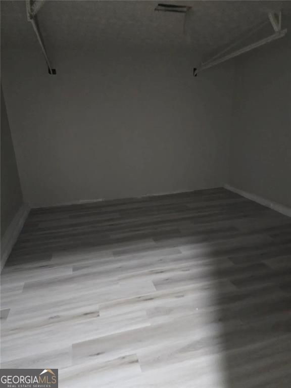 Building Photo - 5644 Singleton Rd