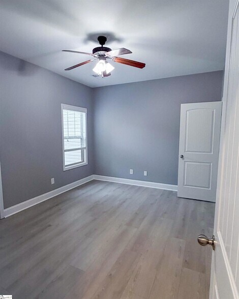 Building Photo - 428 Woodbark Ct