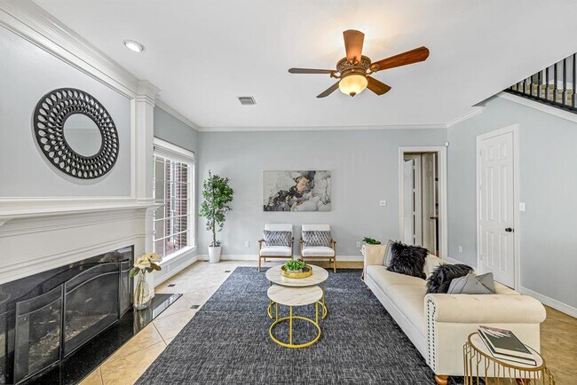 Building Photo - 4602 Gladesdale Park Ln