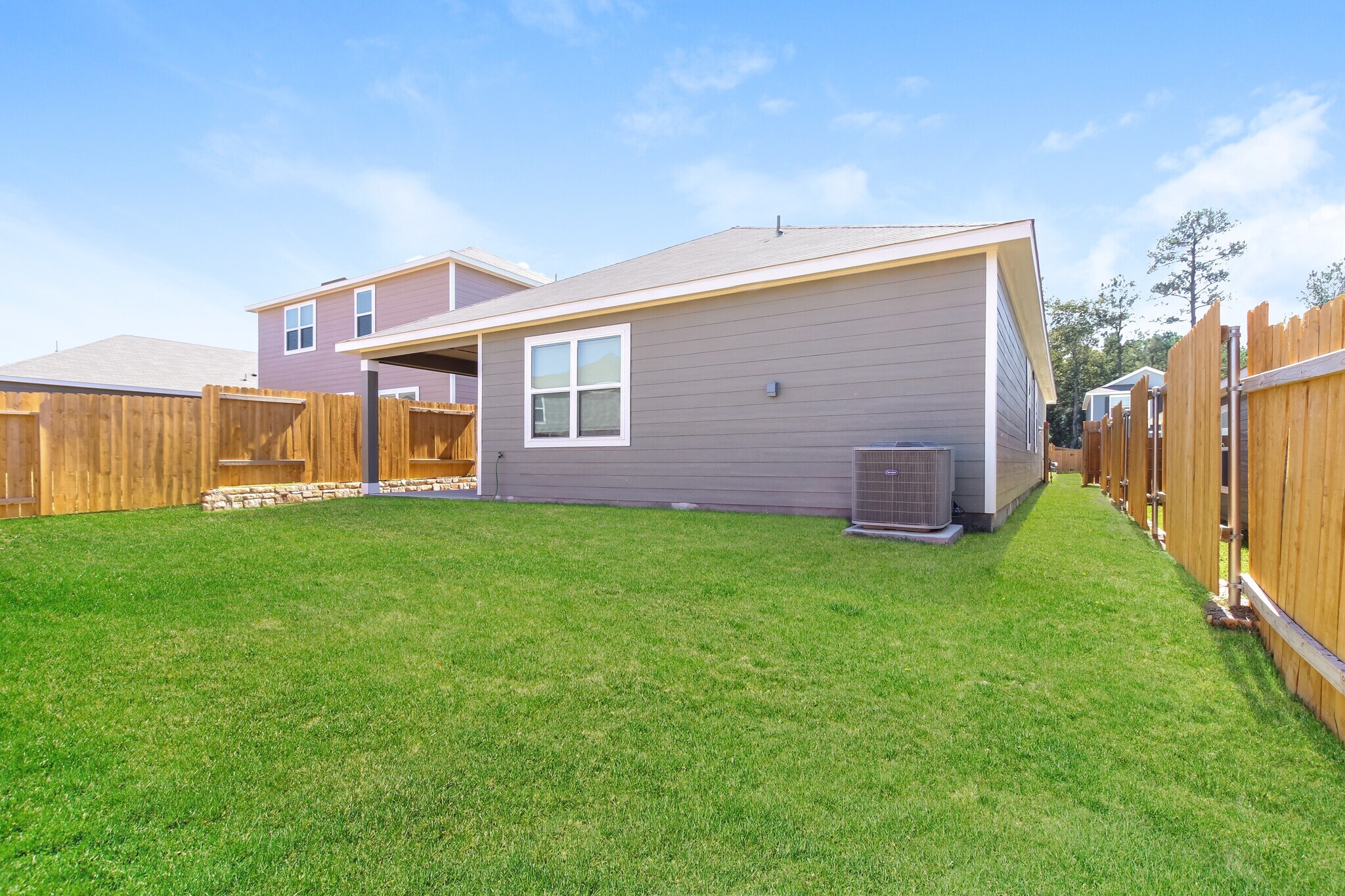 Building Photo - 26836 Steinbeck Dr