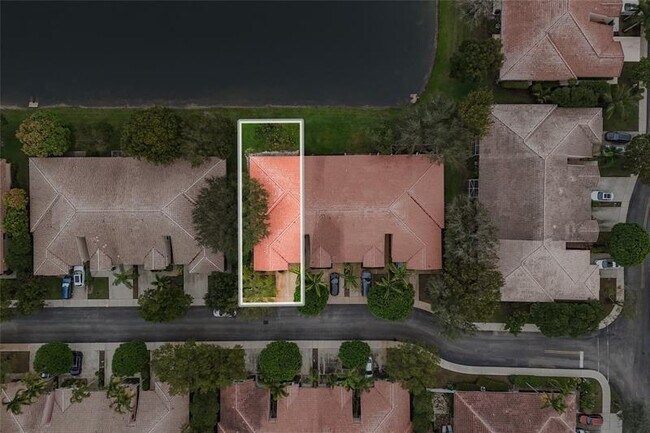 Building Photo - 243 Coral Trace Ln