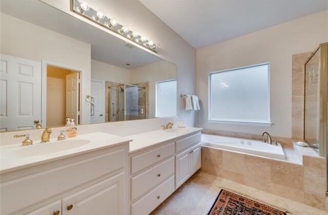 Building Photo - 7918 Ruskin Cir