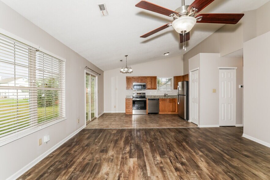 Building Photo - 5519 Story Ct